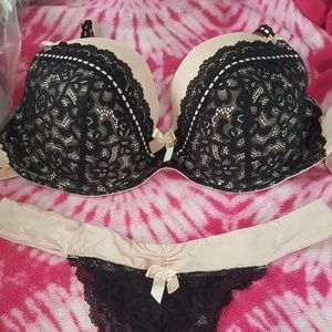 !!!!SOLD!!!Bra and panty set